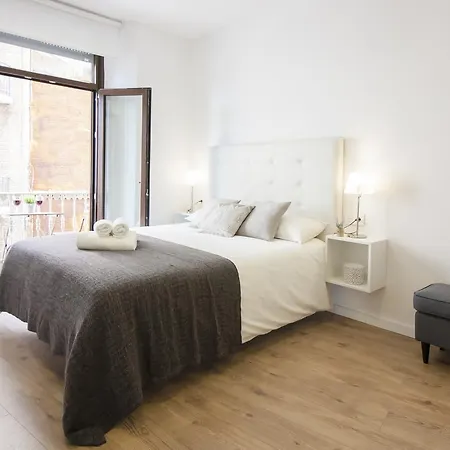 Daire Premium Historic Center & Parking