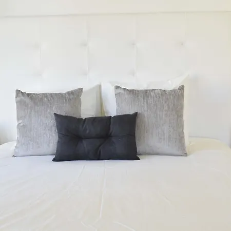 Premium Historic Center & Parking Apartment